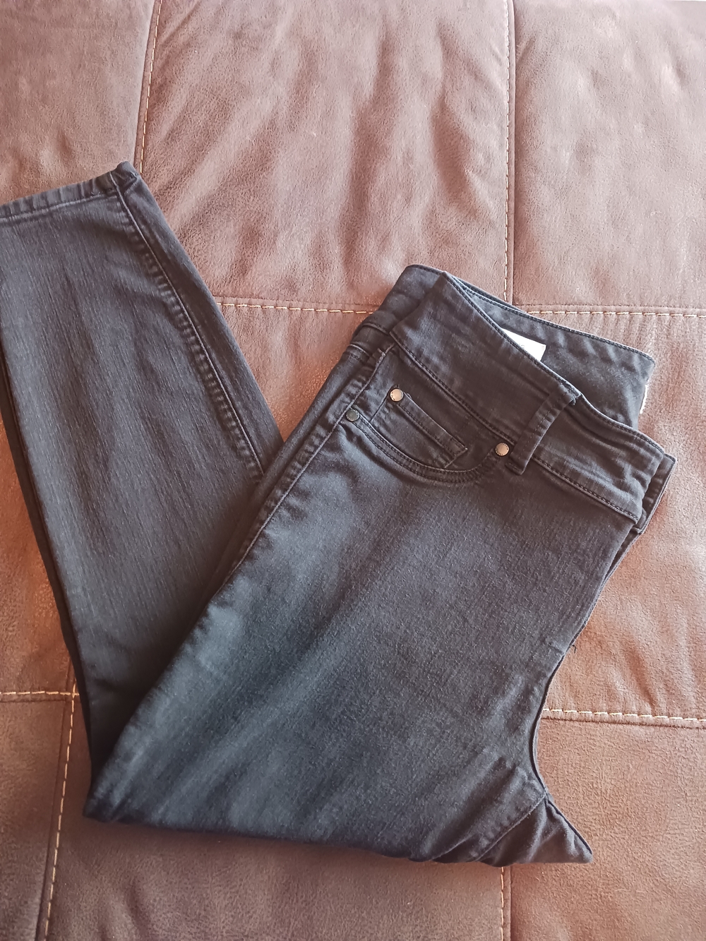 Torrid Black Skinny Jeans - Sleek High-Rise Style SZ 16S